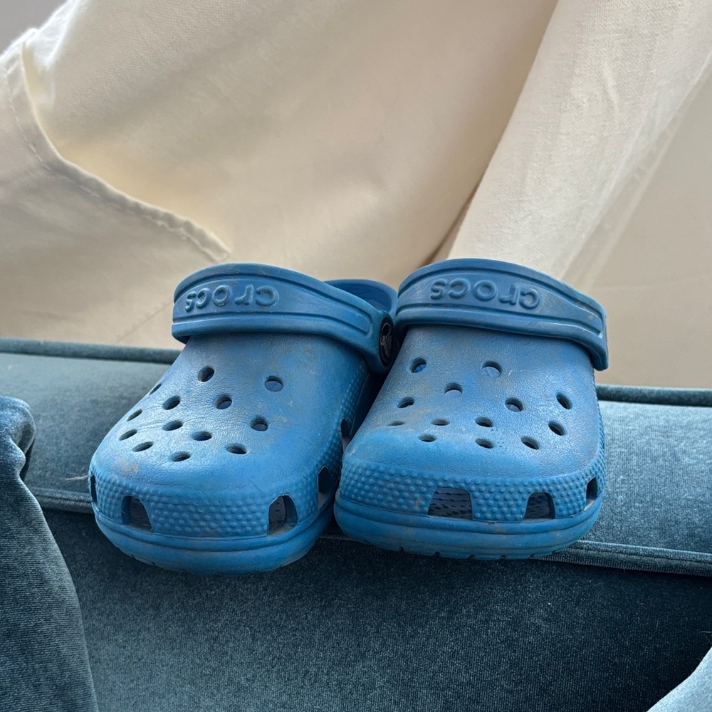 CROCS Kids Blue Clogs with Heel Strap
